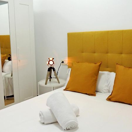 Casa Aurea-Apartamento Zona Antigua,Parking Y Wifi By Delabra Apartments Oviedo Buitenkant foto