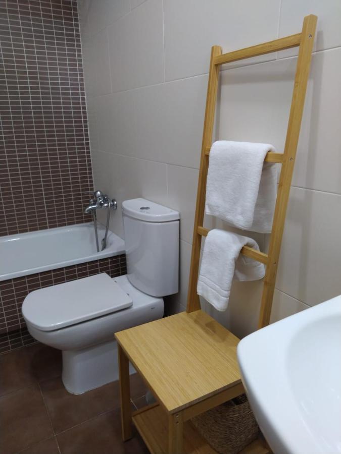 Casa Aurea-Apartamento Zona Antigua,Parking Y Wifi By Delabra Apartments Oviedo Buitenkant foto